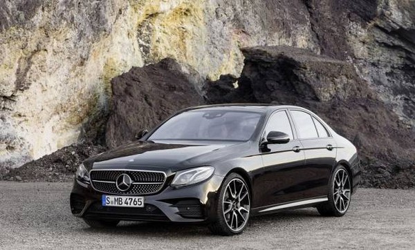 مرسيدس AMG E43 4Matic تكشف عن نفسها وتعلن عن قوتها